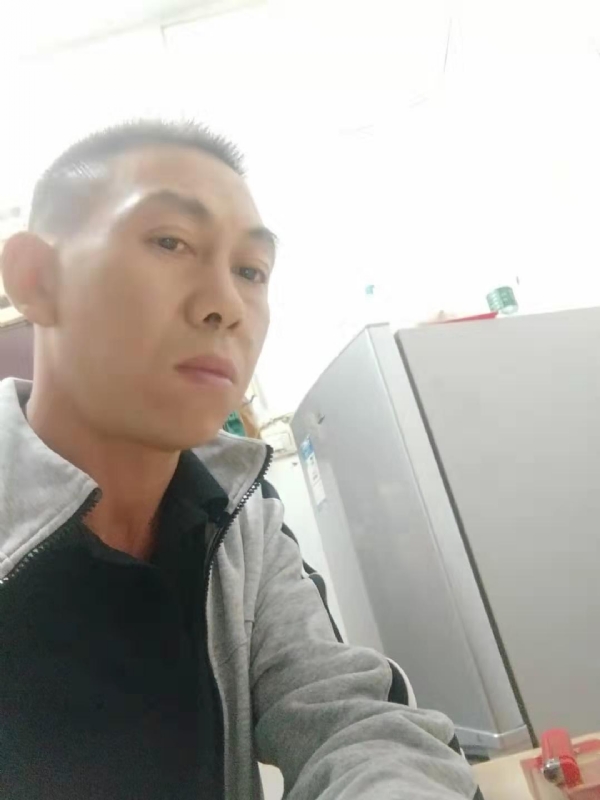 相信自己的第一张照片--阜阳相亲服务中心