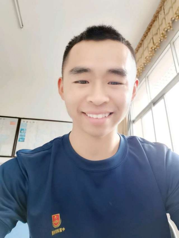 超超的第二张照片--阜阳相亲服务中心