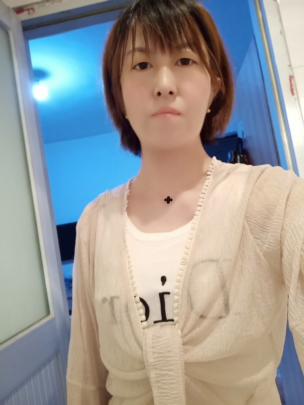 芬儿的第五张照片--阜阳相亲服务中心