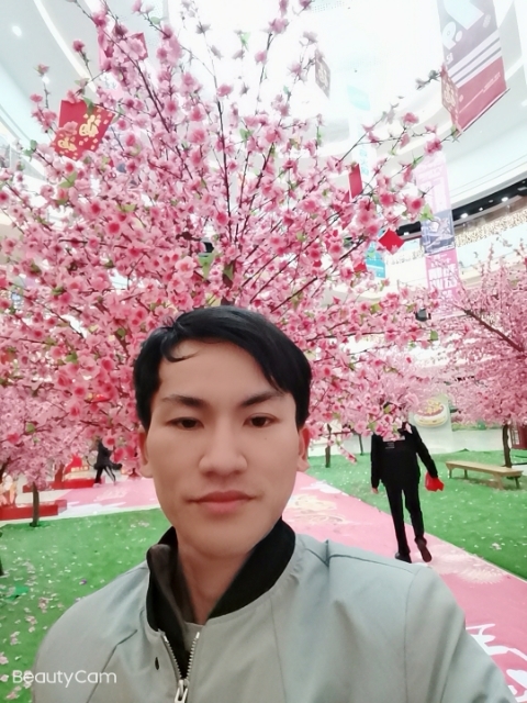 单身一人的第二张照片--阜阳相亲服务中心