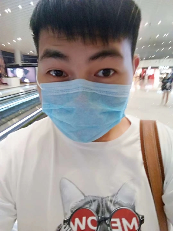 咔咔一顿的第二张照片--阜阳相亲服务中心