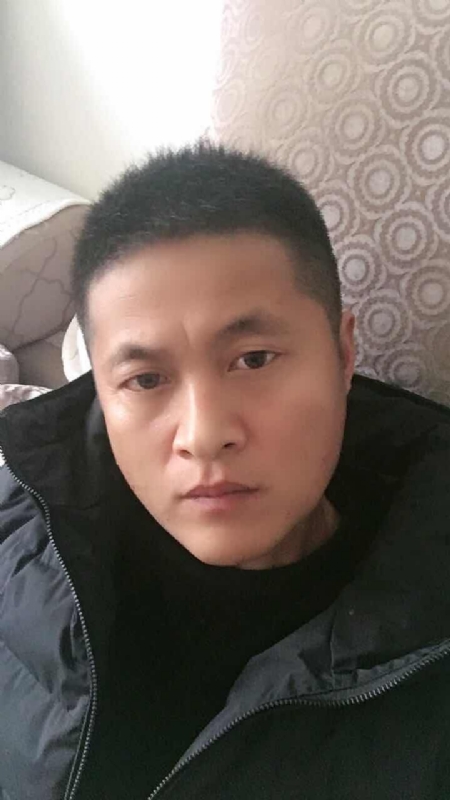 往事随风的第一张照片--阜阳相亲服务中心