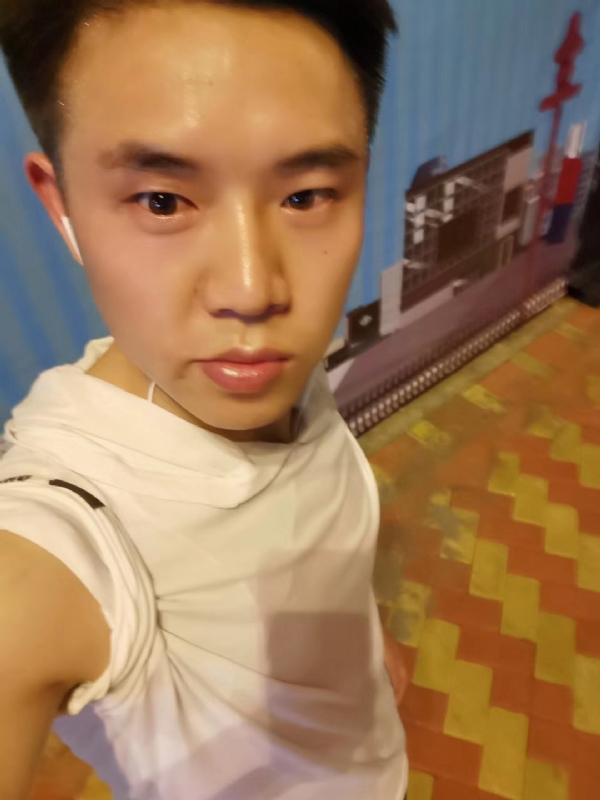 小雷的第三张照片--阜阳相亲服务中心