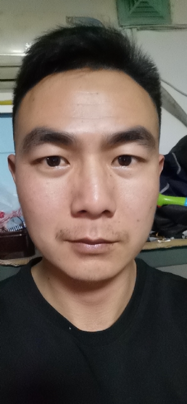 朴实无华的第一张照片--阜阳相亲服务中心