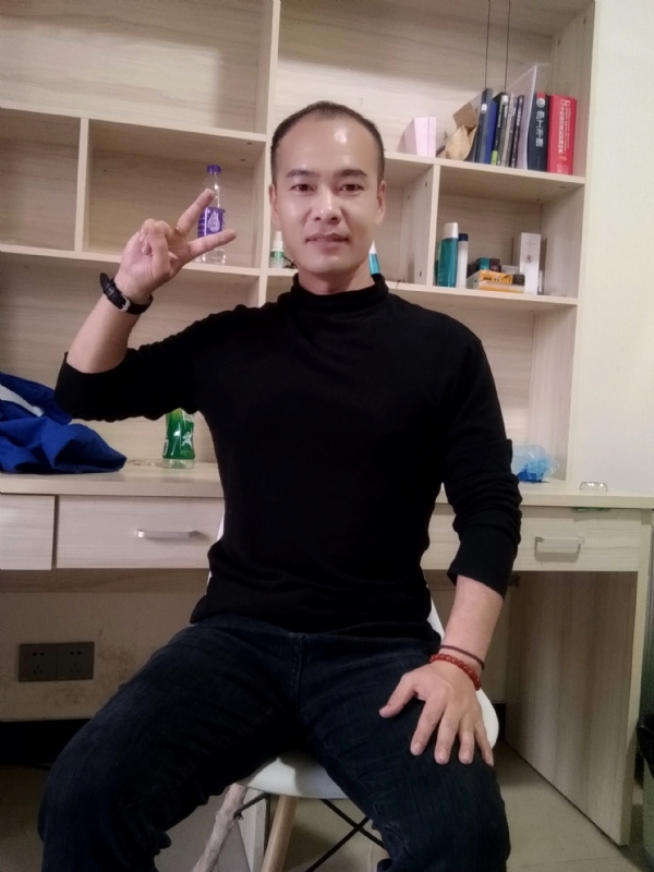 熊大与熊二的第一张照片--阜阳相亲服务中心