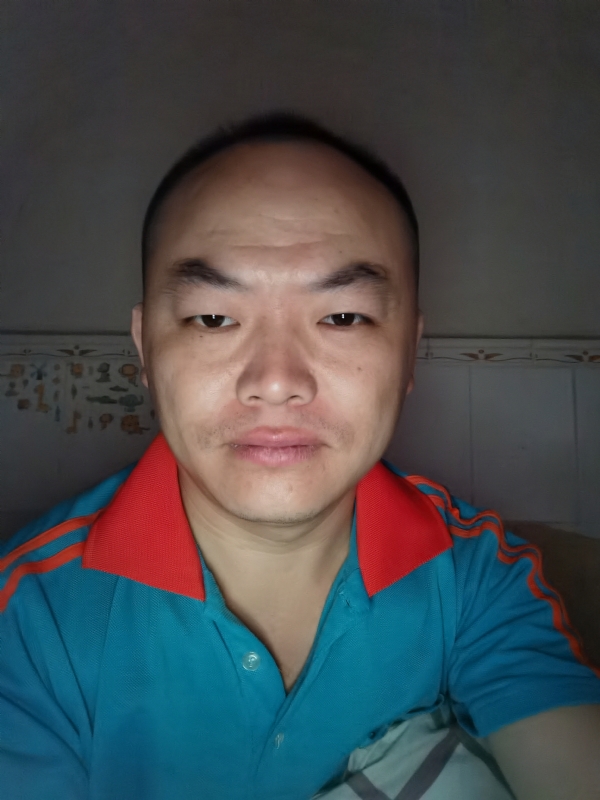 与子携老的第三张照片--阜阳相亲服务中心