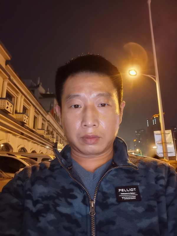 偷偷说的第一张照片--阜阳相亲服务中心