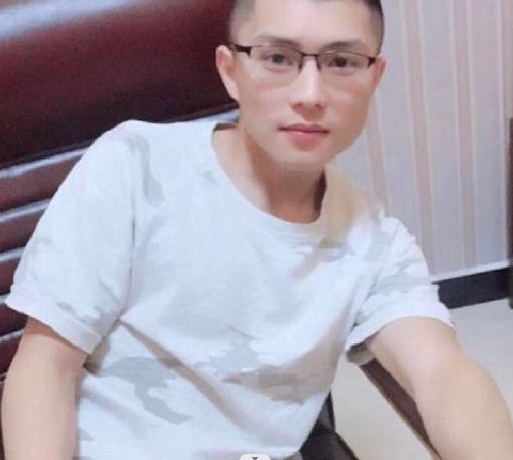 辉辉辉的第一张照片--阜阳相亲服务中心