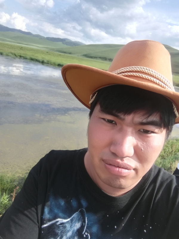 LOVE的誓言的第二张照片--阜阳相亲服务中心